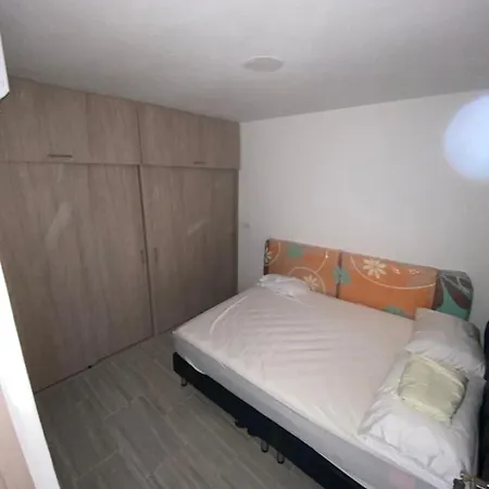 Apartamento Leiyovi Apartamento *